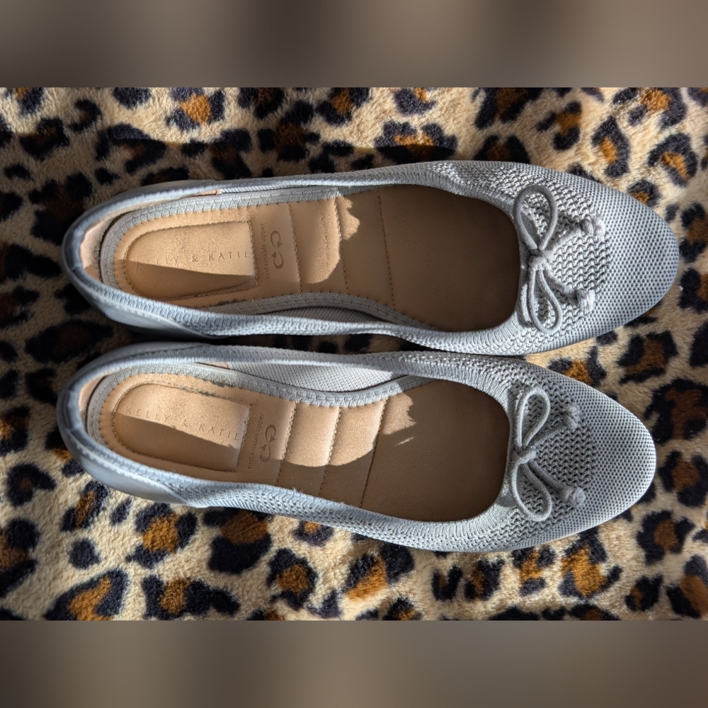 Kelly & Katie Light Gray Flats with Bow